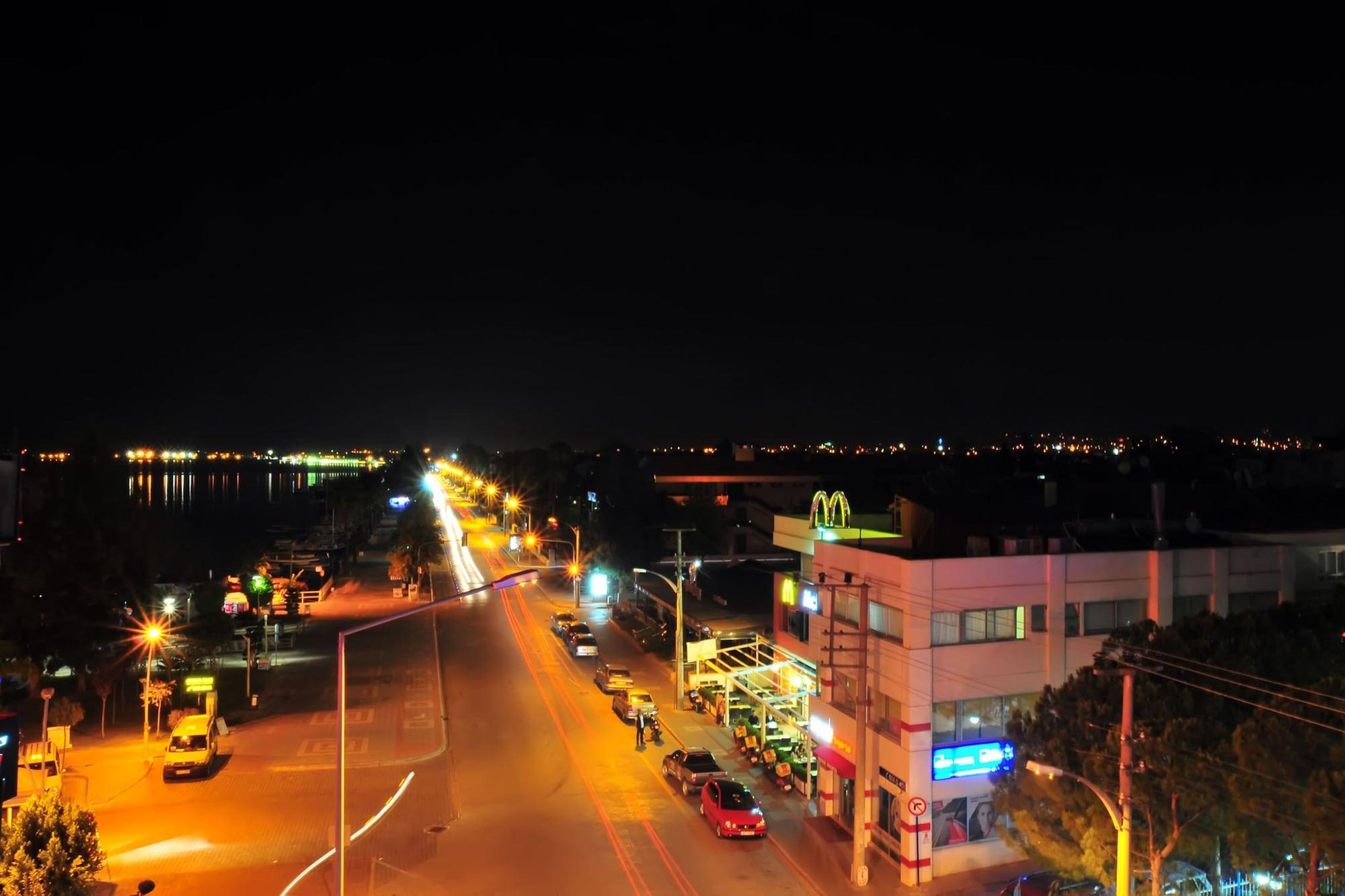 Yeniceri City Hotel Fethiye Exterior photo